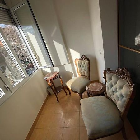 Sun Apartment In The Heart Of Тирана Екстериор снимка