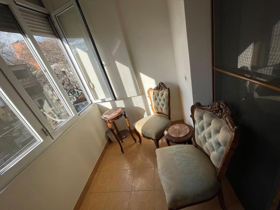 Sun Apartment In The Heart Of Тирана Екстериор снимка